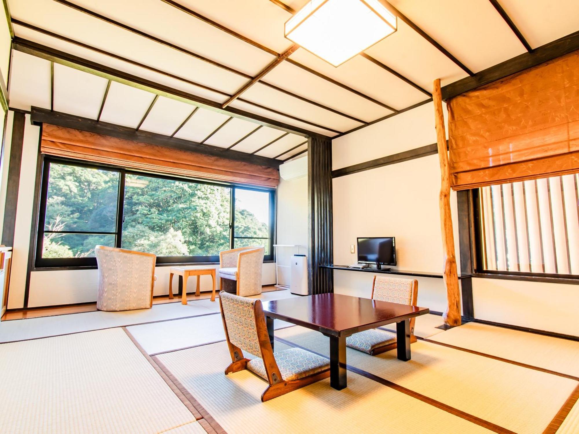 Отель Kirishima Momijidani Seiryuso Экстерьер фото